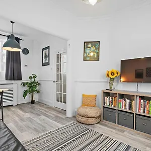 Retreat - By My Getaways - Free Parking Brighton